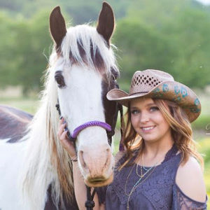 Meet your Posher, Erica